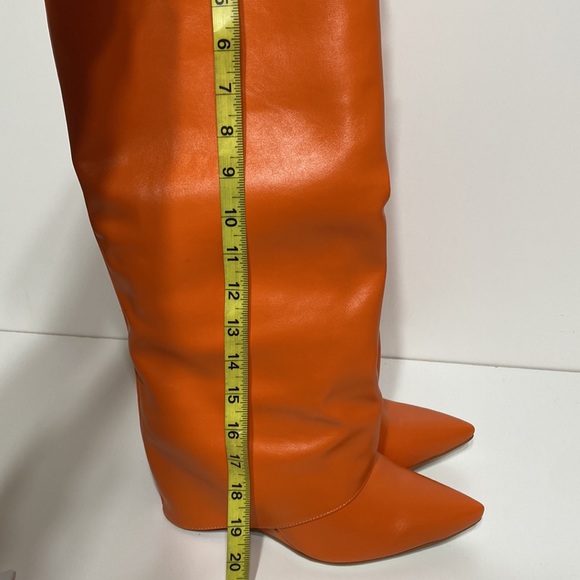 NWOT Azalea Wang “Melina” Stuck on You Pointy Toe Wedge Boot in Orange - Picture 14 of 17